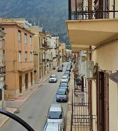 House Marconi Castellammare del Golfo