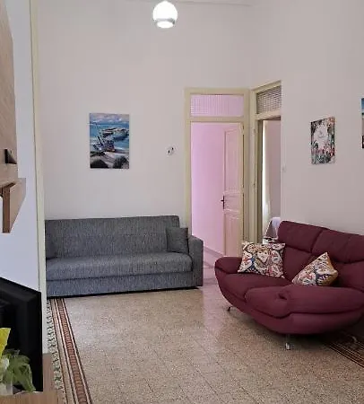 House Marconi * Castellammare del Golfo